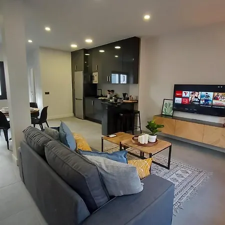 Rent4 Apartment *